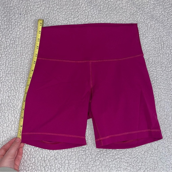 Lululemon Wunder Train High Rise Shorts - Picture 9 of 12